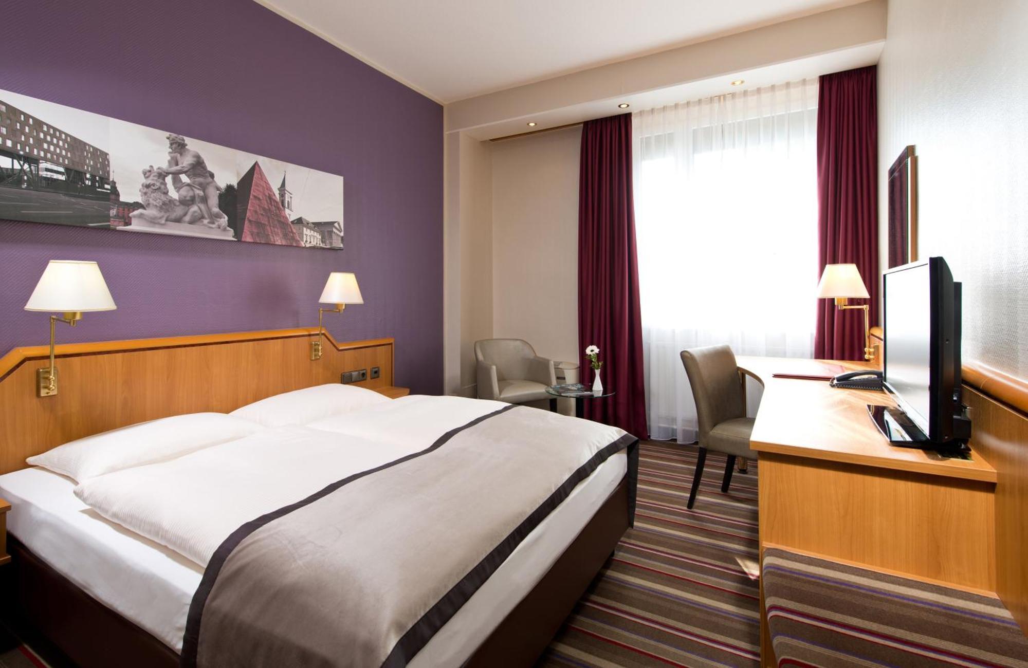 Leonardo Hotel 4*